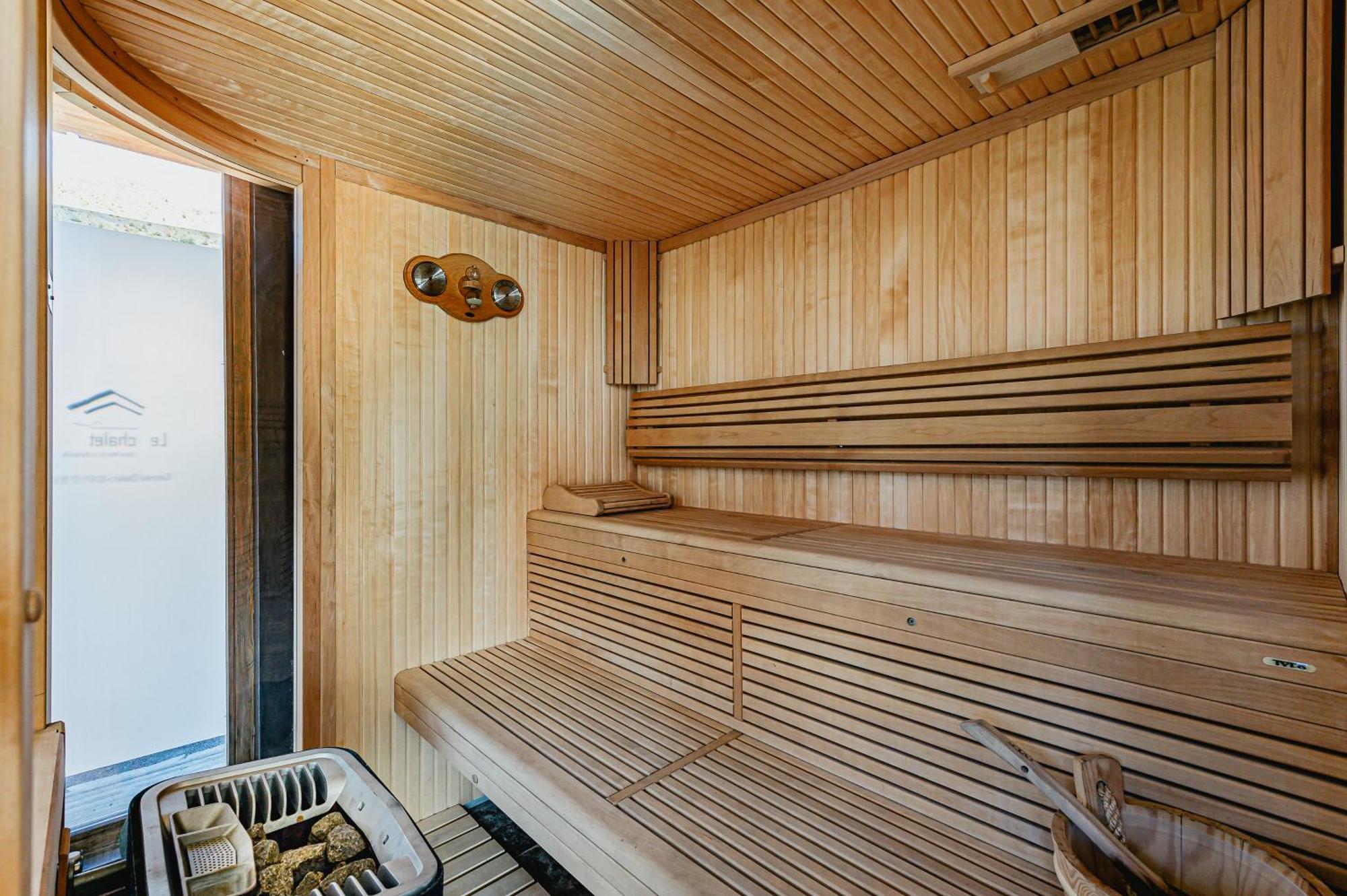 Home By U - Chalet 2 Сен-Мартен-де-Бельвиль Экстерьер фото