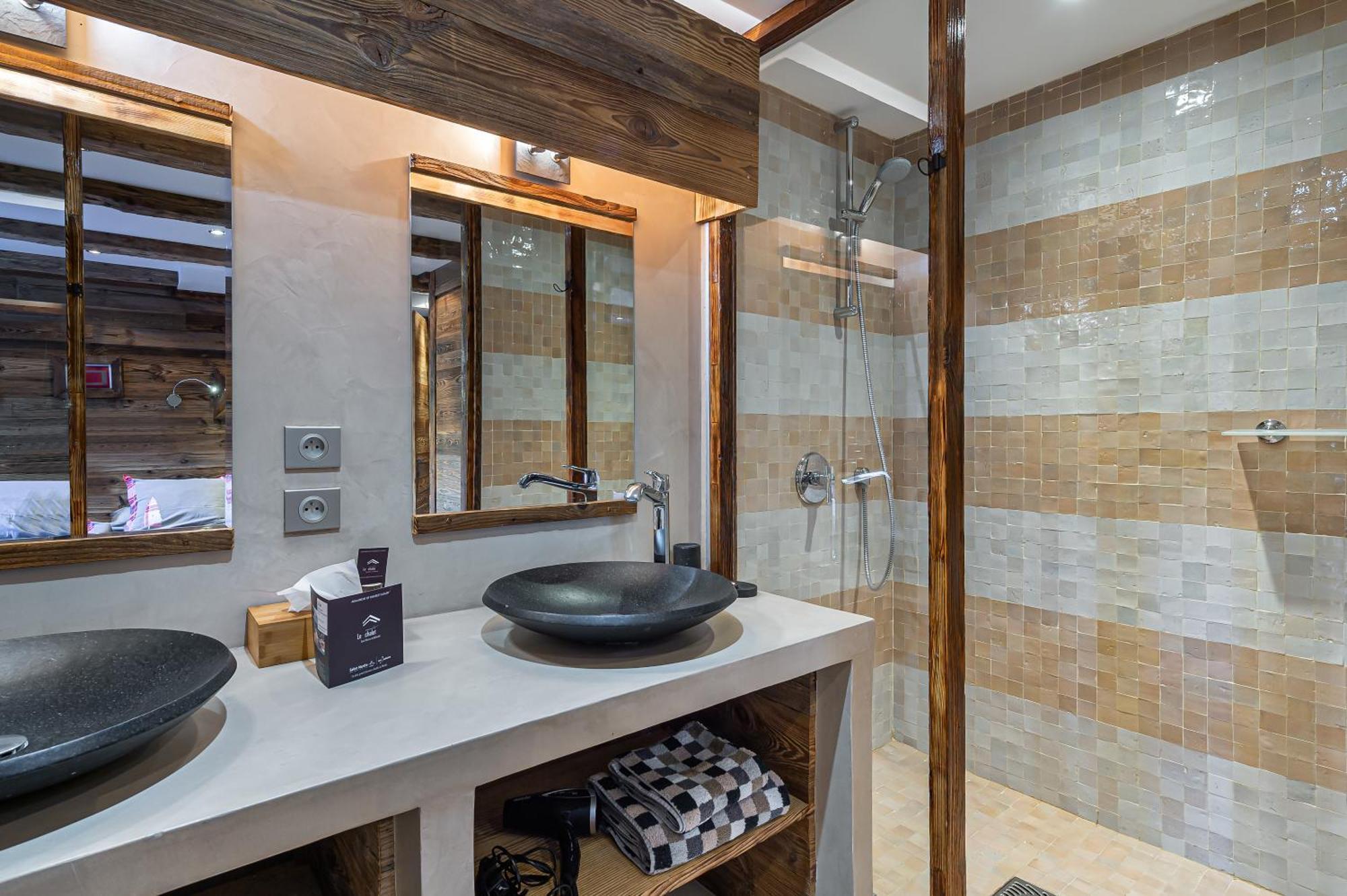 Home By U - Chalet 2 Сен-Мартен-де-Бельвиль Экстерьер фото